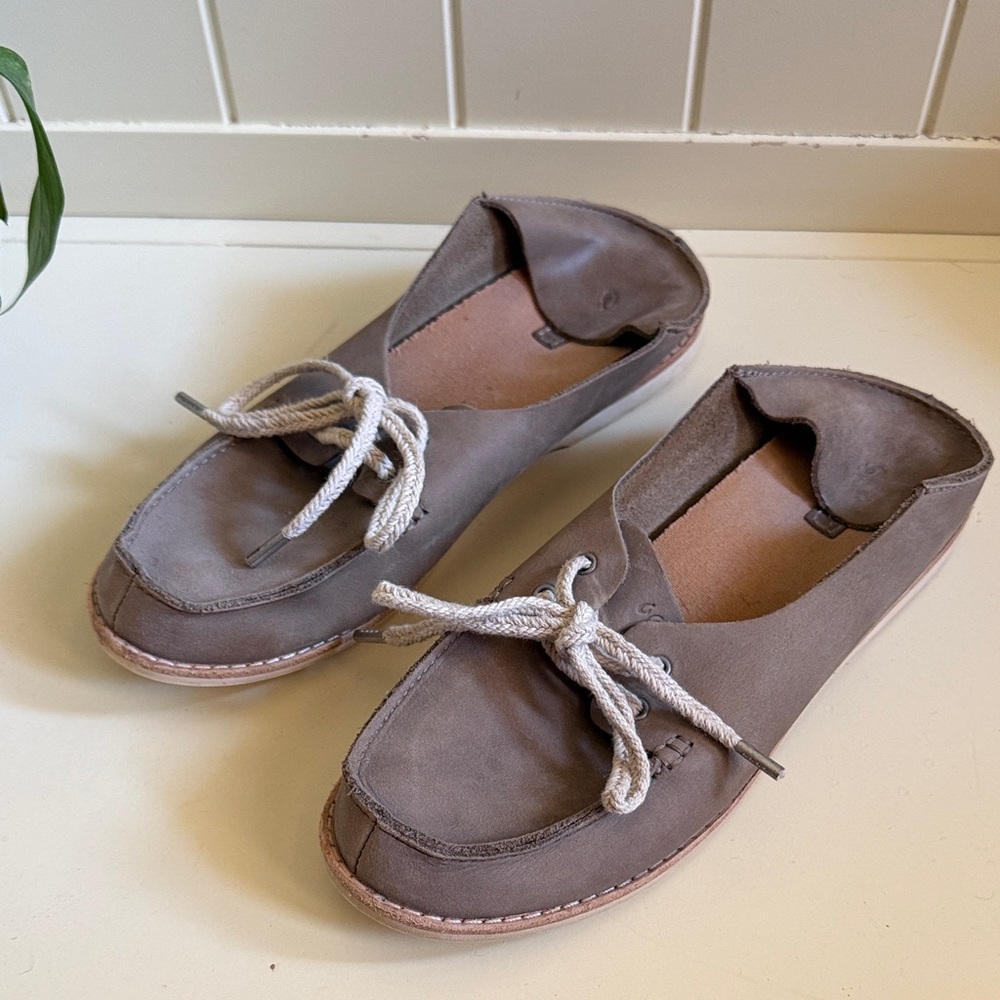 OluKai Leather Loafers with Cream Laces